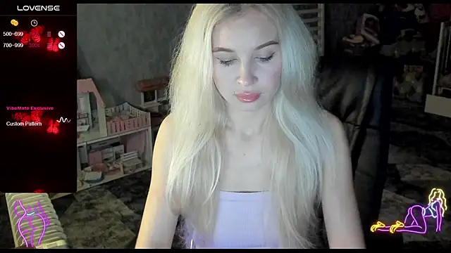 NigoNika online show from May 3, 8:34 pm
