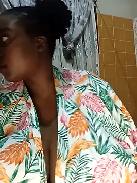 mloghyfsa online show from April 7, 7:49 pm