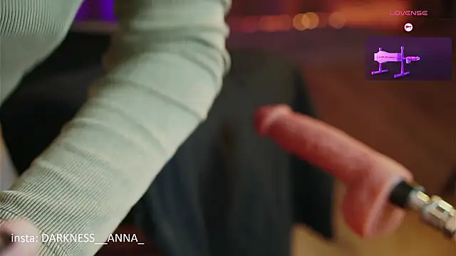 AnnaTrueno online show from January 16, 7:10 pm