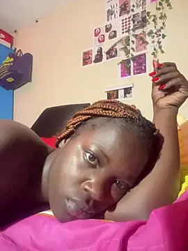 chela  online show from April 28, 2:21 pm