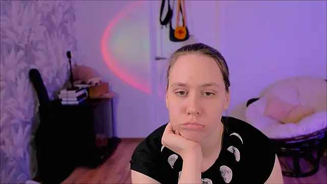 Malinax online show from March 8, 1:37 pm