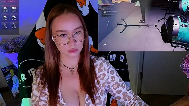 Emili1- online show from October 14, 11:35 am