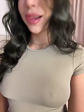 eva elifee online show from April 21, 1:31 am