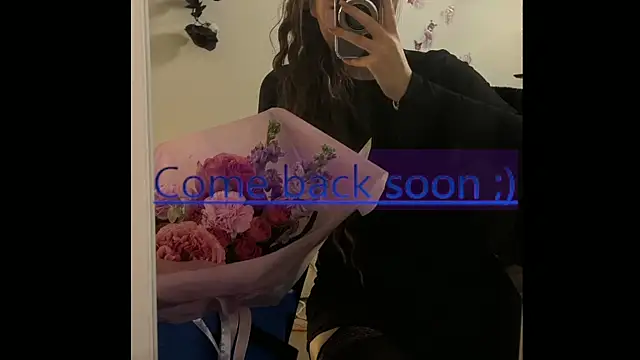 Josephine Kiss online show from August 4, 2:01 pm