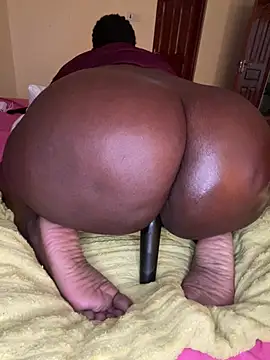 NissyxSawee online show from February 20, 11:45 am