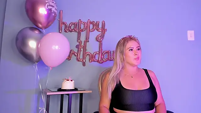 ALONDRAMILF online show from October 14, 1:30 am