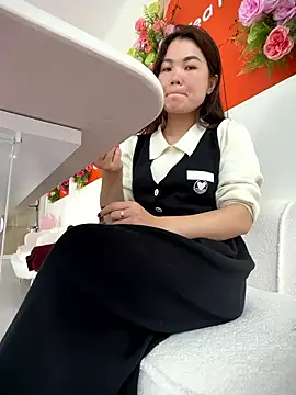 Emily 9xx online show from January 18, 4:31 am