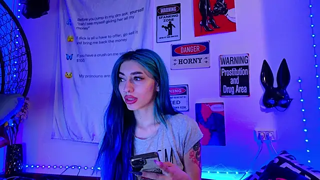 AriaVoss online show from November 21, 11:29 pm