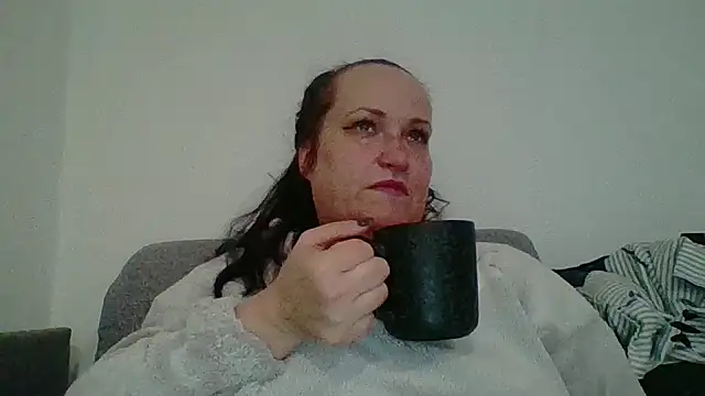  squirty cum lady  online show from November 1, 5:06 pm