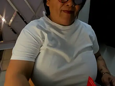 DaianaLutz online show from October 5, 4:01 pm