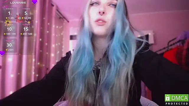 JustMeowGirl online show from April 24, 5:21 am