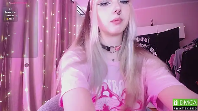 JustMeowGirl online show from June 30, 5:07 am