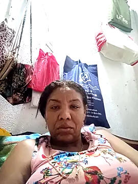 Snapshot of Surreyaa chatting on October 25, 3:14 am Surreyaa online show from October 25, 3:14 am