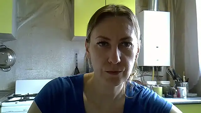 AshleyXHoney online show from April 28, 6:17 am