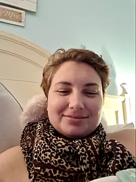 MilfyMrsRobinson online show from March 6, 11:00 pm