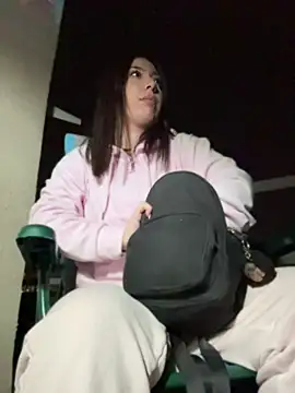 KimArts online show from April 14, 7:58 pm