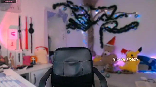 Alaska colors7 online show from December 4, 4:30 pm