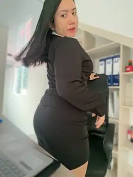 VAL PRINCESS online show from November 13, 6:07 pm