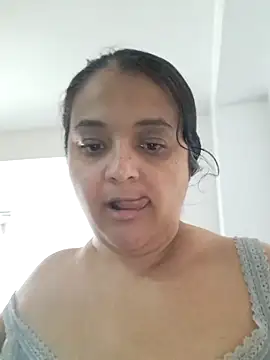 sarahhh1987 online show from November 11, 9:06 am