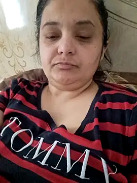 sarahhh1987 online show from March 27, 7:21 am