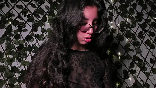 CoralineSanchez online show from January 18, 7:21 pm