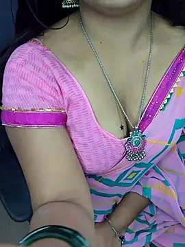 Snapshot of Tanvi_patil_01 chatting on September 13, 5:15 am Tanvi patil 01 online show from September 13, 5:15 am