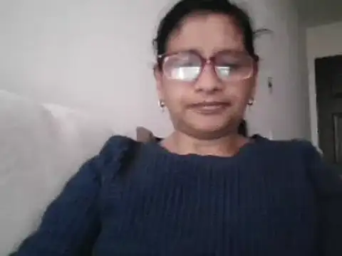 Snapshot of titssmall123 chatting on December 2, 11:00 am titssmall123 online show from December 2, 11:00 am