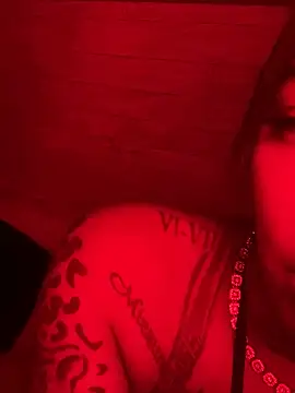 Snapshot of CUMQUEEN-XXX69 chatting on September 25, 5:06 am CUMQUEEN-XXX69 online show from September 25, 5:06 am