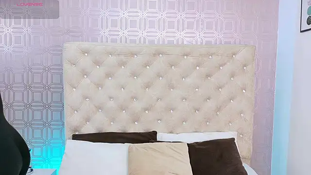 Sara Desire online show from October 4, 12:22 pm