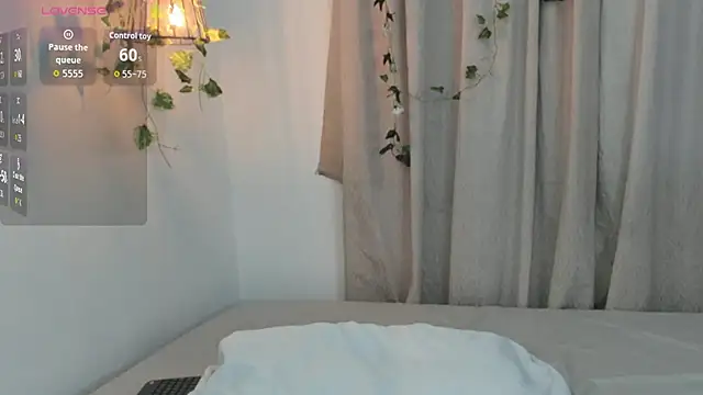 Catalina Fern online show from November 22, 11:07 pm