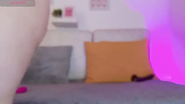 Malka Burning online show from April 9, 8:14 pm