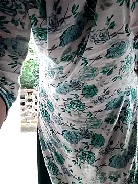 Miss Ayesha online show from October 4, 3:34 am