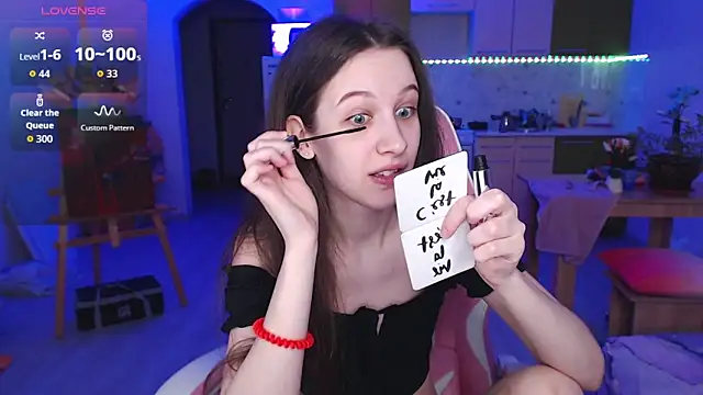 ur kitty   online show from March 25, 1:14 pm