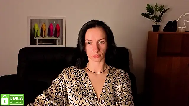 annakillianox online show from March 17, 12:31 pm