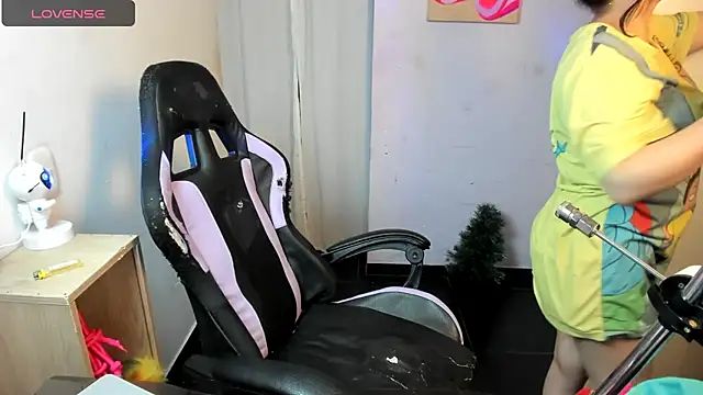 setzuna  online show from November 27, 2:47 am