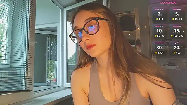 Snapshot of monlight__dana chatting on September 19, 3:33 pm monlight  dana online show from September 19, 3:33 pm