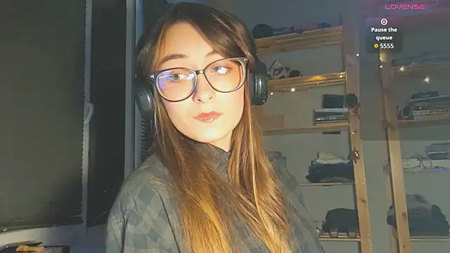 Snapshot of monlight__dana chatting on October 4, 8:46 pm monlight  dana online show from October 4, 8:46 pm