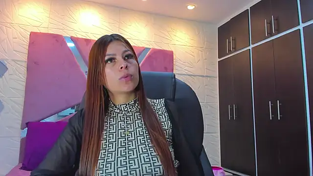 Charlotte Ice1 online show from November 21, 3:47 pm