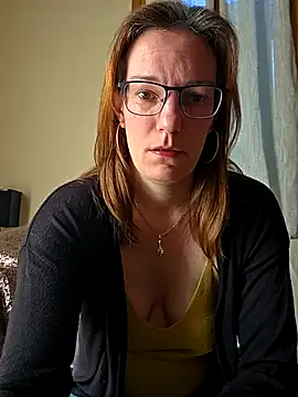 SpiceLea online show from March 17, 9:35 am