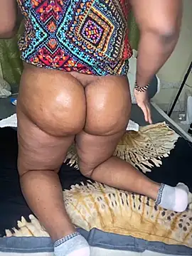 nur lin online show from September 9, 6:19 pm