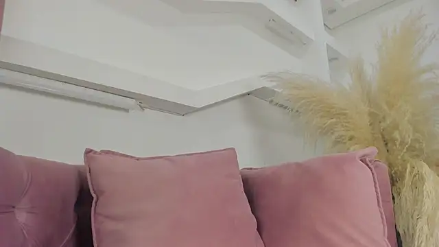 im alejandra  online show from September 28, 12:28 am