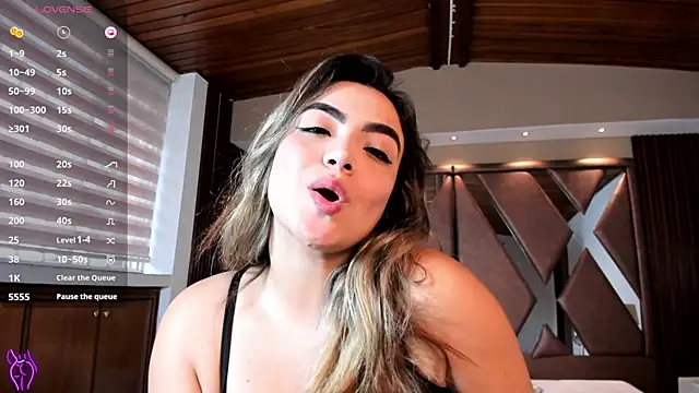 IsabellaaJoness online show from April 11, 11:25 am