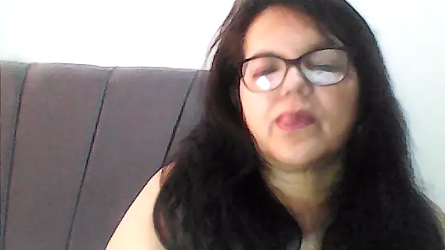 kassandra02 online show from November 10, 1:06 pm