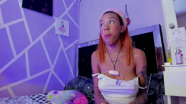 Laizasamantha2 online show from February 28, 7:46 pm