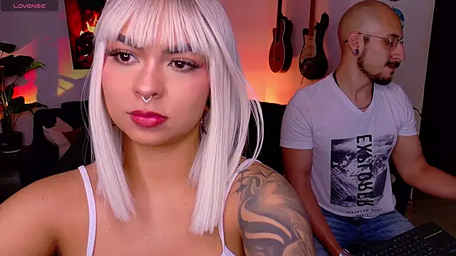 pandorabeker online show from March 4, 11:00 pm