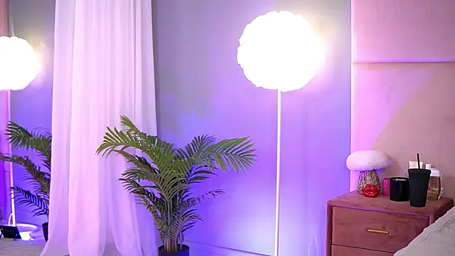 AlmaLuv online show from January 16, 5:14 am