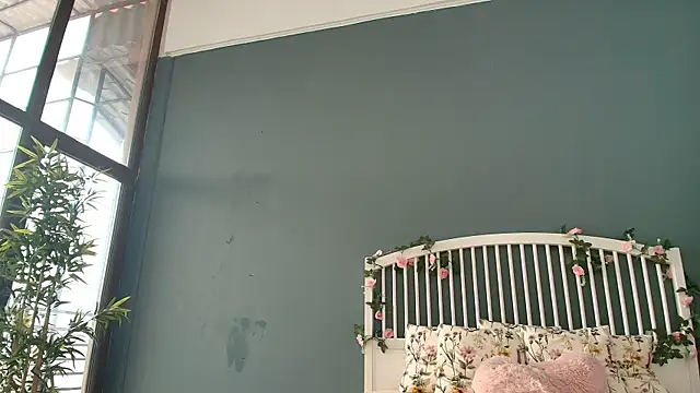 AlicePirs online show from March 23, 8:31 am