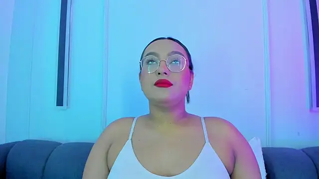 ellamontoya online show from November 23, 1:24 pm