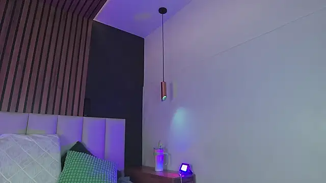 KendalMilleer online show from November 23, 11:45 am