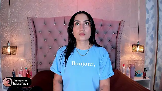 lia sofiia online show from February 3, 8:52 am